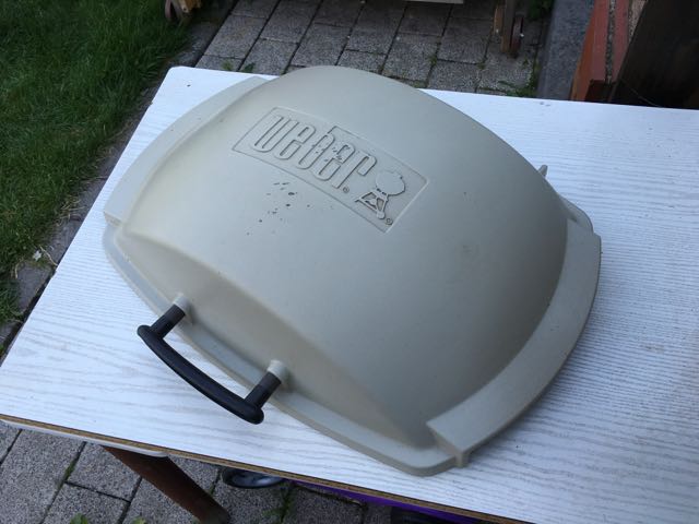WeberQ 200 zerlegter Deckel