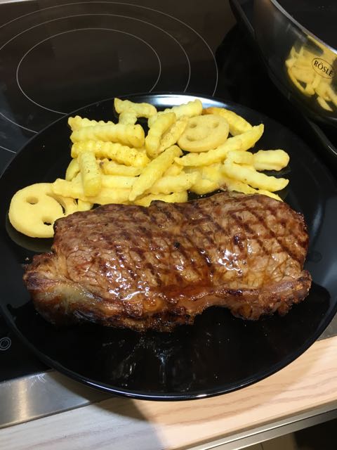 Steak mit Beilagen